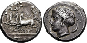 SIZILIEN. SYRAKUS. Dionysios I., 405 - 367 v. Chr. Tetradrachme ø 25mm (17.12g). 405 - 395 v. Chr. Vs.: Wagenlenker eine Quadriga im Galopp n. l. lenk...