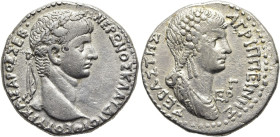 NÖRDLICHE LEVANTE. ANTIOCHIA AM ORONTES. Nero, 54 - 68 n. Chr. Tetradrachme ø 26mm (14.76g). 56 - 57 n. Chr. Vs.: ΝΕΡΩΝΟΣ ΚΛΑΥΔΙΟΥ ΘΕΟΥ ΥΙ ΚΑΙΣΑΡΟΣ ΣΕ...