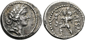 RÖMISCHE REPUBLIK NACH 211 V. CHR. C. Iulius Caesar, 48 - 47 v. Chr. Denar ø 17mm (3.58g). Mzst.in Afrika. Vs.: Kopf der Venus mit Stephane n. r. Rs.:...