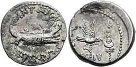 RÖMISCHE REPUBLIK NACH 211 V. CHR. Marcus Antonius, 32 - 31 v. Chr. Denar ø 17mm (3.66g). Mzst.mit Marc Anton ziehend. Vs.: ANT AVG / IIIVIR R P C, Kr...