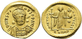 Iustin I. Thrax, 518 - 527 n. Chr. Solidus ø 21mm (4.39g). 522 - 527 n. Chr. Mzst.Konstantinopel. Vs.: D N IVSTI-NVS PP AVG, Panzerbüste, Kopf leicht ...