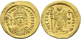 Iustinian I., 527 - 565 n. Chr. Solidus ø 21mm (4.43g). 542 - 565 n. Chr. Mzst.Konstantinopel. Vs.: D N IVSTINI-ANVS PP AVG, frontale Panzerbüste mit ...
