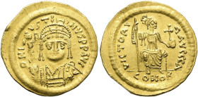 Iustin II., 565 - 578 n. Chr. Solidus ø 21mm (4.51g). 567 - 578 n. Chr. Mzst.Konstantinopel. Vs.: D N I-VSTI-NVS PP AVG, unbärtige Panzerbüste mit Per...