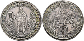 DEUTSCHER ORDEN. Maximilian I. von Österreich, 1590 - 1618. 1/2 Taler ø 33mm (14.09g). 1614, Hall. Stehender Großmeister in Ornat zwischen Turnierhelm...