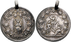 DEUTSCHE MÜNZEN UND MEDAILLEN BIS 1871. BAMBERG. Bistum. Sedisvakanz, 1746. Altgehenkelte Silbermedaille (33.74g). 1746, von J.L. Oexlein. Thronender ...