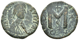 ANASTASIUS I.(491-518).Constantinople.40 Nummi.
Obv : D N ANASTASIVS P P AVG. Diademed, draped and cuirassed bust right.
Rev : Large M; star to left a...