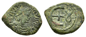 JUSTINIAN I.(527-565).Theoupolis (Antioch).Pentanummium.

Condition : Good very fine.

Weight : 2.57 gr
Diameter :14.41 mm