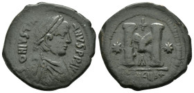 JUSTINIAN I (527-565). Theoupolis (Antioch). Follis.
Obv : D N IVSTINIANVS P P AVG.
Diademed, draped and cuirassed bust right.
Rev : Large M; star ...
