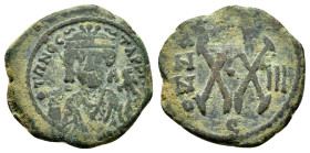 MAURICE TIBERIUS.(582-602).Antioch.Half Follis.
Obv : Crowned bust facing, wearing consular robe and holding mappa and eagle-tipped sceptre.
Rev : Lar...