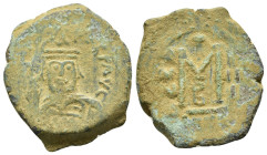 Byzantine Coins
HERACLIUS (610-641).Cyzicus.Follis.
Obv : D N ҺRACLIVS PЄRP AVG.
Helmeted and cuirassed bust facing, holding globus cruciger and sh...