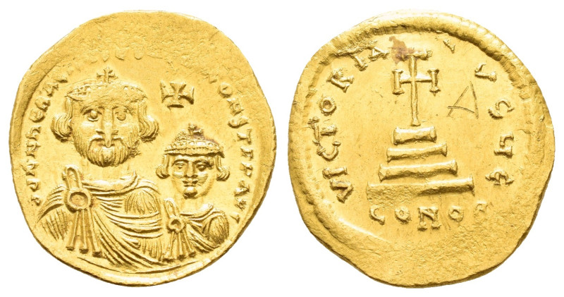 HERACLIUS with HERACLIUS CONSTANTINE.(610-641 AD).Constantinople.Solidus.
Obv : ...