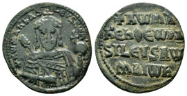 NICEPHORUS II PHOCAS (963-969). Follis. Constantinople.
Obv: nICIFR bASILEV RW.
Crowned bust facing, wearing loros and holding cross-tipped sceptre ...