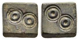 ANCIENT ISLAMIC BRONZE COMMERCİAL WEIGHTS (15th-19th).Ae.

Condition : Good very fine.

Weight : 5.77 gr
Diameter : 12.88 mm