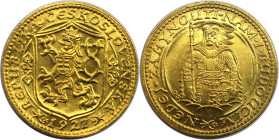 Europäische Münzen und Medaillen, Tschechoslowakei / Czechoslovakia. Dukat 1927, Kremnitz. St. Wenzel. 3,44 g Feingold. Fb. 2, Schl. 18. Fast Stempelg...
