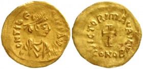 Kaiserreich
Mauricius Tiberius, 582-602
Tremissis Constantinopel. Drapierte Büste mit Perldiadem n.r./Kreuz. 1,52 g.
sehr schön/vorzüglich, gewellt...