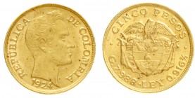 Kolumbien
Republik, seit 1820
5 Pesos 1924 B. B direkt am Wappen. 7,99 g. 917/1000.
vorzüglich/Stempelglanz