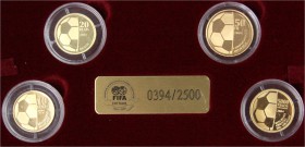The Official International FIFA Centennial Commemorative Coin Programme 2004. 4 Goldmünzen in Original-Holzschatulle: Brasilien 20 Reais, Frankreich 1...
