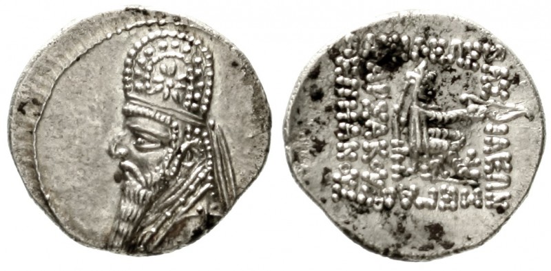 Parthia
Königreich der Arsakiden
Drachme, Rhagai 123/87 v. Chr. Brb. mit Diade...