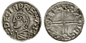 Großbritannien
Aethelred II., 978-1016
Penny o.J. vermutlich südskandinavische Imitation. +DETHRD REX AN. Drap. Brb. l./rethrograd: +EI NA GC NR. Do...