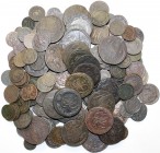 Russland
Lots
Fundgrube. Ca. 150 Kupfermünzen der Zarenzeit von ca. 1730 bis 1918. Ca. 30 Großkupferstücke (meist 5 Kopeken), ca. 50 mittlere und 70...