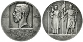 Schweden
Gustav V., 1907-1950
Silbermedaille 1920 von Lindberg. Auf die Säkularfeier einer Kathedrale in Upsala. 57 mm; 81,30 g.
vorzüglich