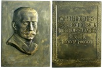 Aachen
Medaillen
Bronzeplakette 1909 sign. AK (?) auf Wilhelm Borchers, Förderer u. Rektor der TH Aachen. 97,7 X 73,8 mm.
vorzüglich