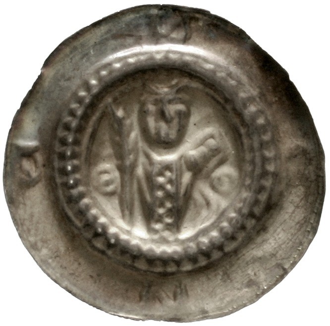 Fulda-Abtei
Heinrich V., 1288-1313
Brakteat o.J. Hüftbild v.v. mit Palmwedel u...