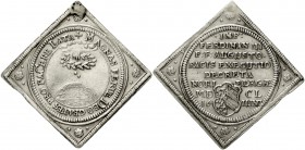 Nürnberg-Stadt
Silberabschlag der Doppeldukaten-Klippe 1650, von Georg Nürnberger. Auf den "2. Friedens- Executions-Haupt-Recess". Inschrift in acht ...