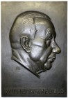 Ravensberg
Varia
Große, einseitige Bronzegußplakette 1943 von Albert Mazotti, Münster. Einzel-Portraitanfertigung für den Bielefelder Unternehmer Wi...