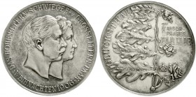 Münchner Medailleure
Karl Goetz
Silbermedaille 1906. Auf das Weihnachtsfest der Kaiserfamilie. 34 mm; 14,17 g.
vorzüglich, mehrere Randfehler, Pati...