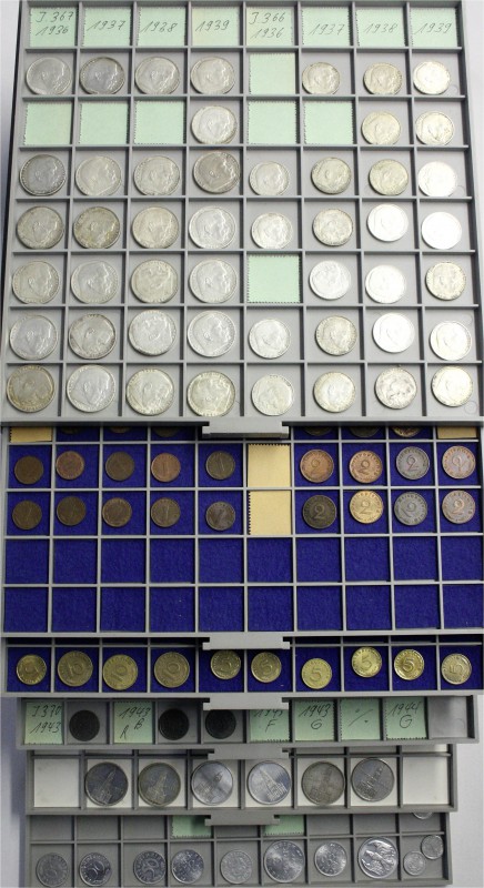Lots
Ca. 300 versch. Kursmünzen aus 1934 bis 1948, von 1 Pfennig bis 5 Mark Hin...