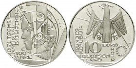Bundesrepublik Deutschland
10 Euro 100 Jahre Deutsche Nationalbibliothek 2012 D. Geprägt mit dem Cu/Ni-Stempel (ohne Feinheitsangabe) auf der Ronde d...