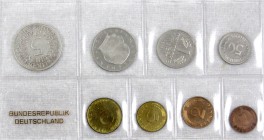 Kursmünzensätze
1 Pfennig - 5 Deutsche Mark, 1964-2001
1968 G. O.B.H. 2 Pfennig unmagnetisch. Auflage 6023 Sätze.
Polierte Platte