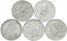 Lots Bundesrepublik
Komplettsammlung der 5 DM Gedenkmünzen in Silber vom Germanischen Museum 1952 über Schiller, Markgraf von Baden, Eichendorff und ...