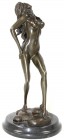 Skulpturen und Plastiken
Bronzefigur einer unbekleideten Dame auf Marmorsockel. Signiert Zyte. Höhe 25 cm