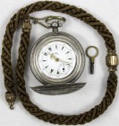Uhren
Taschenuhren
Schweizer Herren-Schlüssel-Savonette um 1900. Silber 800. Gehäuse Herstellerzeichen Hundekopf, Werk "Britannicus" (Rueff Freres, ...