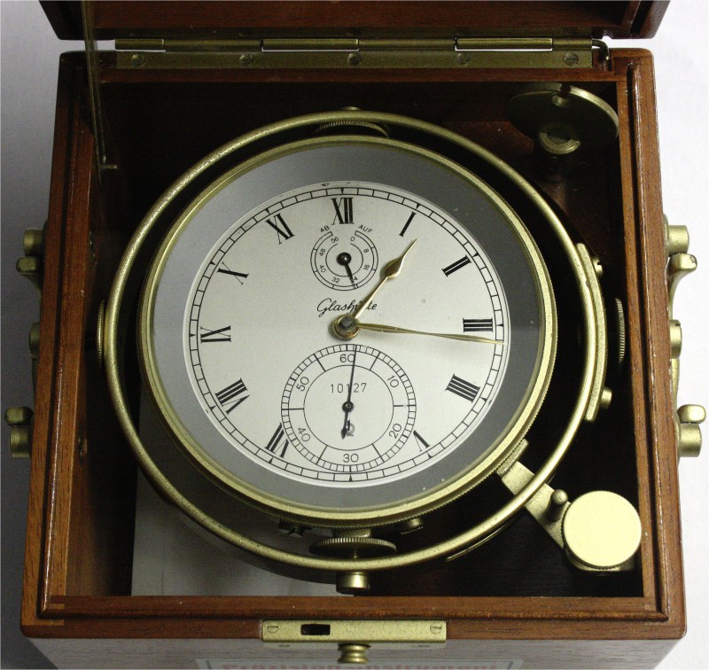 Uhren
Sonstige Uhren
Schiffs-Chronometer GLASHÜTTE im Original-Holzkasten. 18,...