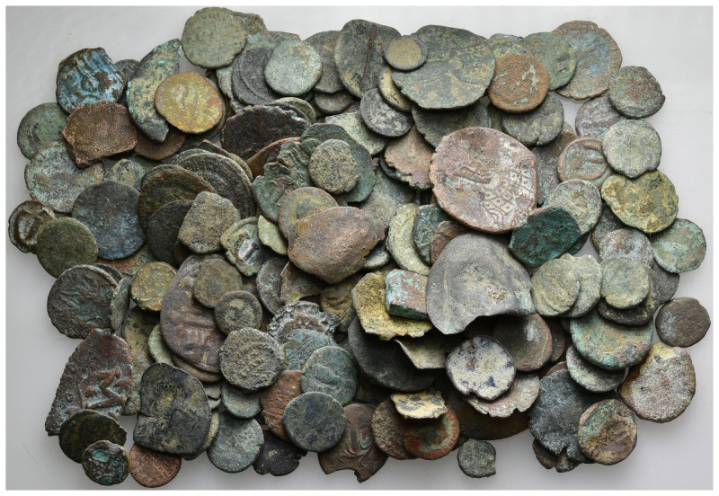 200 pieces mixed coins / SOLD AS SEEN, NO RETURN!