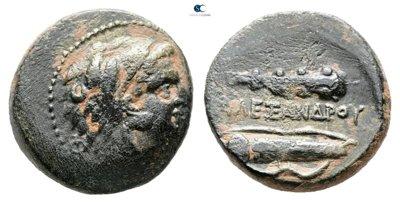 Kings of Macedon. Uncertain mint. Alexander III "the Great" 336-323 BC. 
Bronze...