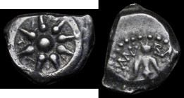 Judea, Hasmoneans Dynasty Alexander Jannaios (Yehonatan). Ae Prutah (c.103-76 BC) 14mm, Obverse: Star of eight rays surrounded by diadem Reverse: Upri...