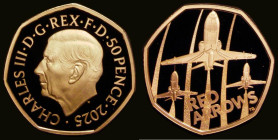 Fifty Pence 2025 Red Arrows, Reverse: Three red Arrows in flight, Gold Proof S.H142, FDC uncased in capsule, no certificate