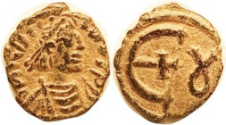 JUSTINIAN I, 5N, S-243, Bust r/E & loop; Choice VF/AEF, centered, strongly hilighted brown patina. (A VF realized $110, Vecchi 12/97.)