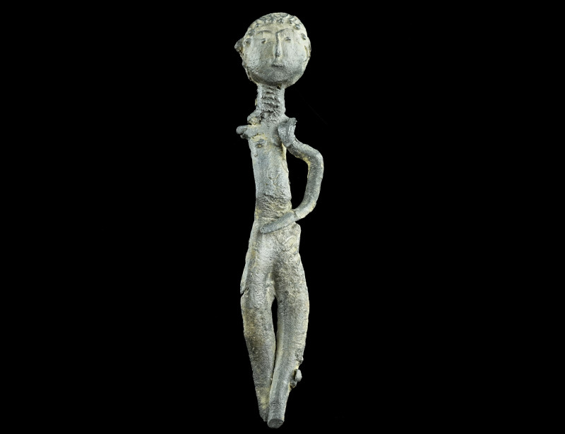 A ROMAN LEAD VOTIVE FIGURE OF VENUS
Circa 3rd-4th century AD.
Highly abstracted ...