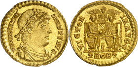 * (373-375 d.C.). Valentiniano I. Treveri. Sólido. (Spink 19283) (Co. 43) (RIC. 17b). Anv.: D. N. VALENTINIANVS P. F. AVG. Su busto diademado, drapead...