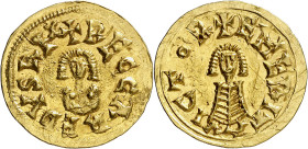 Recaredo I (586-601). Emerita (Mérida). Triente. (CNV. 105) (R.Pliego 114f). Anv.: RECCREDVS REX. Rev.: EMERIT VICTOR. Atractiva. 1,44 g. EBC-.