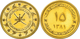 * Muscat y Omán. AH 1381 (1962). Sa'id bin Taimur. 15 saidi rials. (Fr. 1) (KM. 35). Acuñación de 100 ejemplares. Mínimas rayitas. Bella. Muy rara. AU...