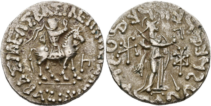 ROYAUME INDO-SCYTHE, Azès, AR tétradrachme. D/ Le roi à cheval à d., ten. un fou...