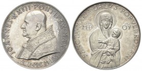 ROMA. Giovanni XXIII (Angelo Giuseppe Roncalli), 1958-1963. Medaglia 1961 opus P. Giampaoli. Ag, gr. 37,25 mm 44. Dr. JOANNES XXIII PONTIFEX MAX. Bust...