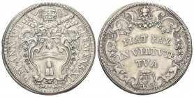 ROMA. Clemente XI (Gian Francesco Albani), 1700-1721. Piastra a. VII. Ag, gr. 31,78. Dr. CLEMENS XI - P M ANN VII. Stemma sormontato da triregno e chi...
