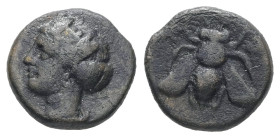 Ionia, Ephesos. AE. 1.23 g. - 10.97 mm. Circa 375-325 BC.
Obv.: Female head (Artemis?) left, wearing mural-crown.
Rev.: E - Φ. Bee with straight wings...